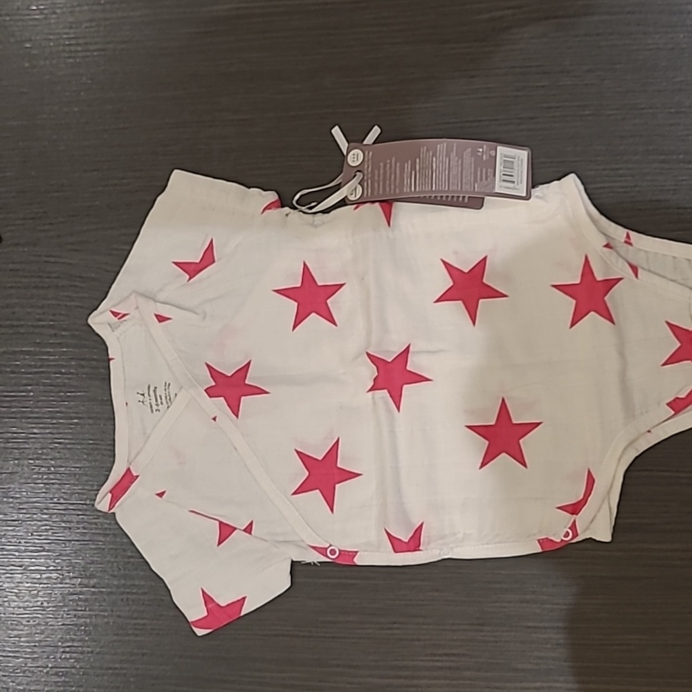 NWT Aden & Anais 3-6m Baby Girl Bodysuit